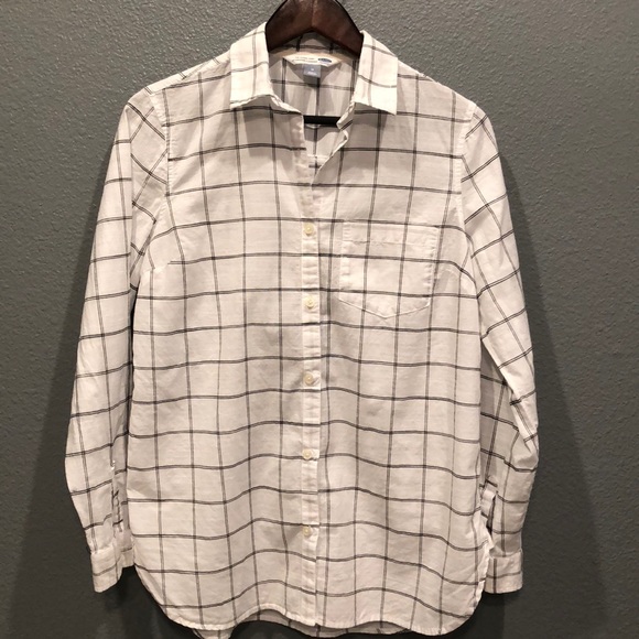 Old Navy Classic Shirt - Picture 3 of 6